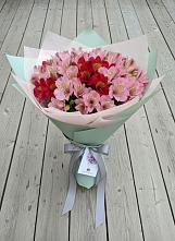 Букет цветов из:  Альстромерии в Зимогорье