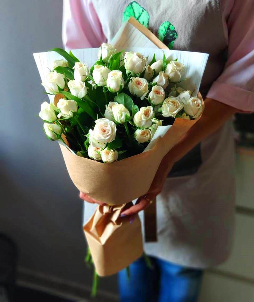 Букет цветов из: Розы в Зимогорье