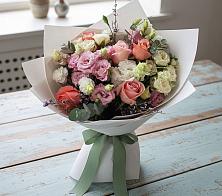 Букет цветов из:  Розы, Лизиантусы и Гвоздики в Зимогорье