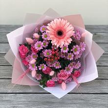 Букет цветов из:  Розы, Герберы и Хризантемы в Зимогорье