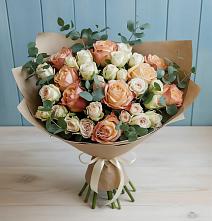 Букет цветов из:  Альстромерии и Розы в Зимогорье